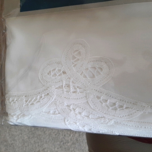 White Table Cloth Battenburg Lace Vintage NIB Oblong - Picture 7 of 10